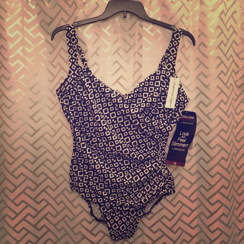 Black and White Ruched One Piece Swimsuit